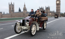 1901%20Panhard%20et%20Levassor3.png